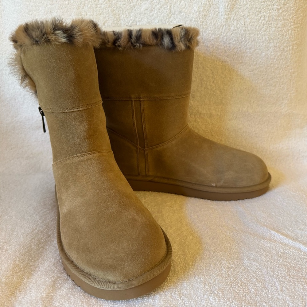Koolaburra by UGG Tan Winter Boots with Fur Lining